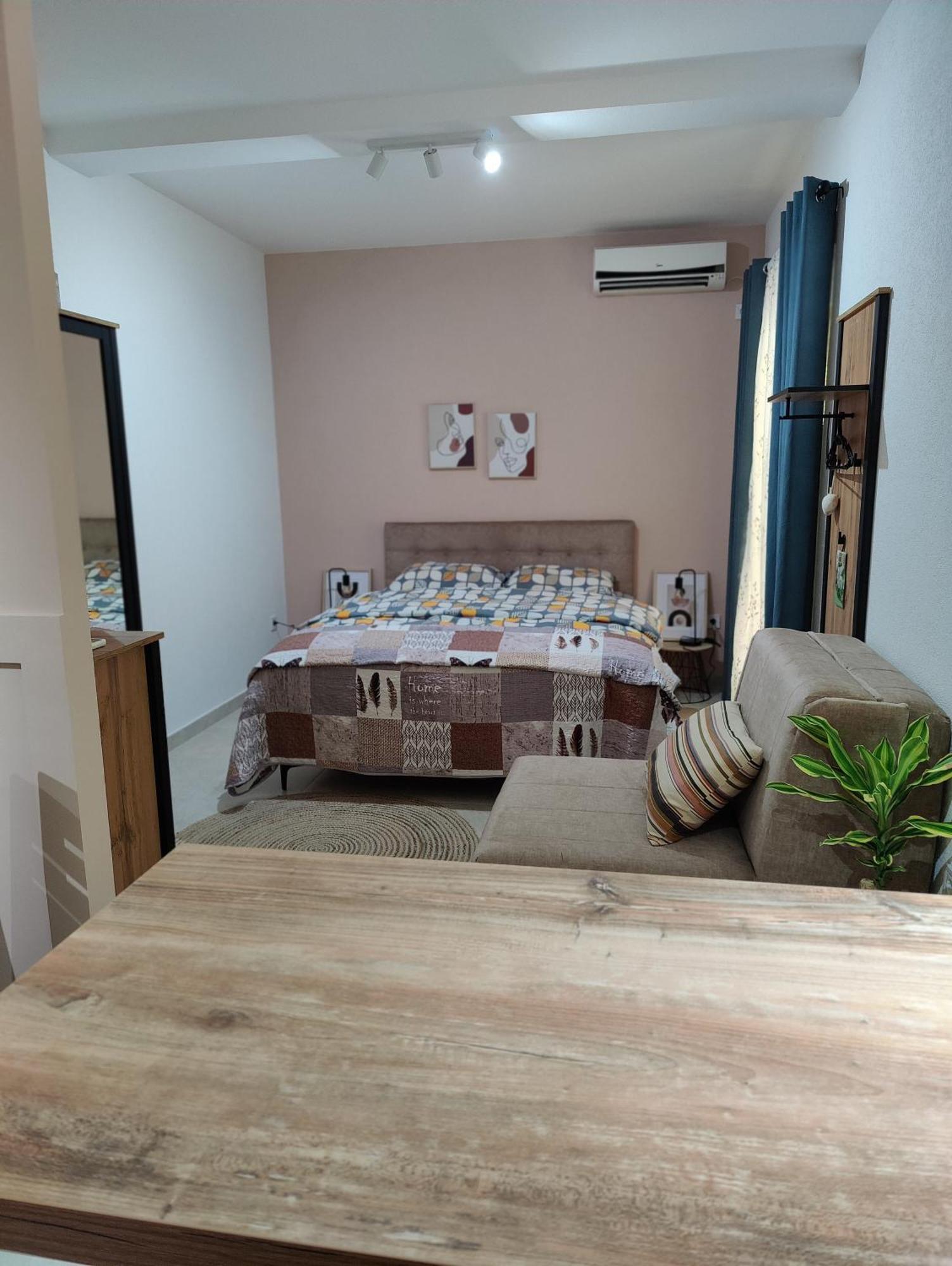 Miro Guesthouse ติวัต ภายนอก รูปภาพ