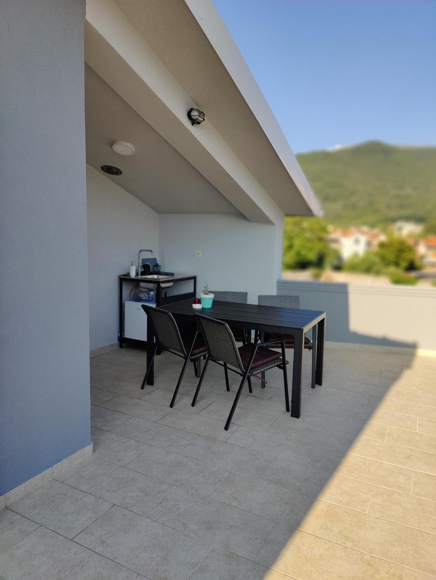 Miro Guesthouse ติวัต ภายนอก รูปภาพ